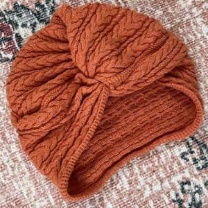 Kate Quinn Turban